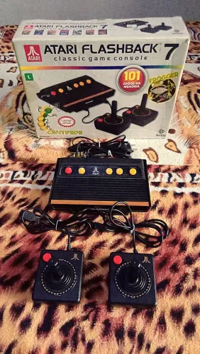Vendo vídeo Games Antigos.