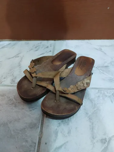 Tamanco marrom tamanho 34