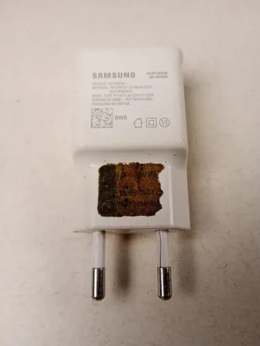 Carregador de Parede Samsung Original Fast Charge EP-TA200 Bivolt (15W USB)