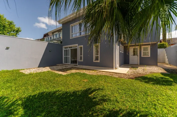 Casa em Condomínio Villagio Celini, 04 Quartos, 04 Vagas, Quintal, São Braz, Curitiba