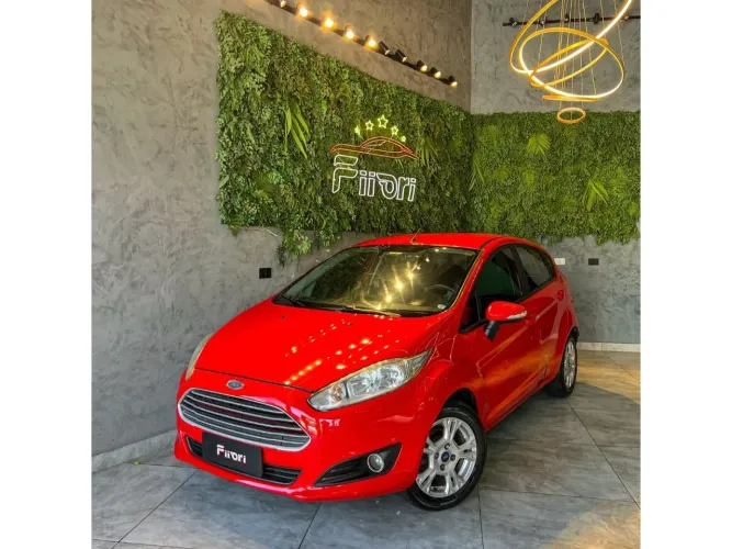 Ford Fiesta 1.6 16V Flex Mec. 5P 2015