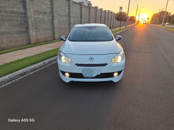 Renault Fluence Sedan GT Sport 2013
