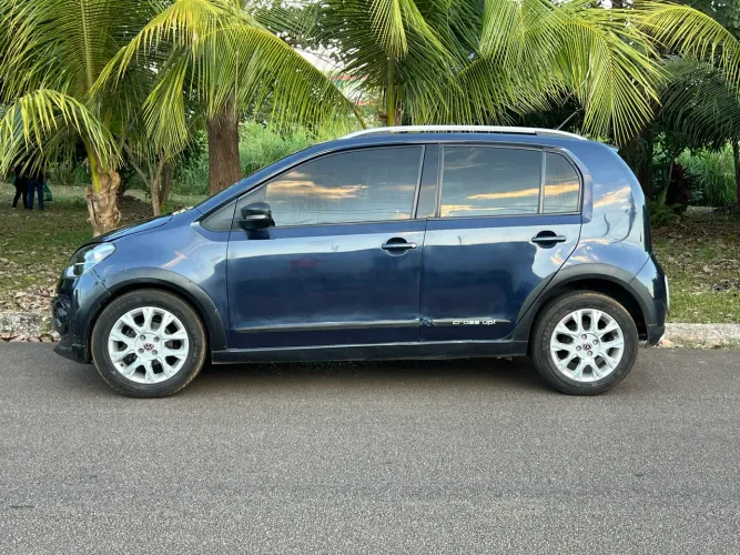 Volkswagen Up! Cross 1.0 T. Flex 12V 5P 2015