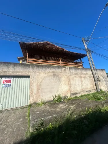Sobrado para venda com 200 metros quadrados com 5 quartos em São Francisco - Serra - ES