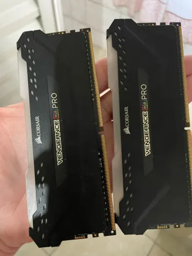 Memória ram Corsair vengeance RGB 16gb 3600 MHz