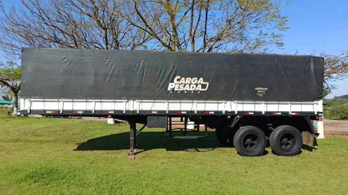 Carreta 2 eixos