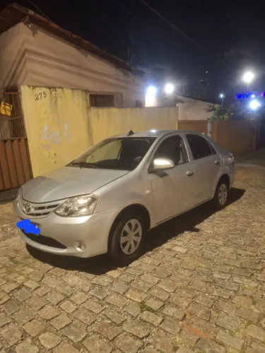 Toyota Etios X Sedan 1.5 Flex 16V 4P Mec. 2016