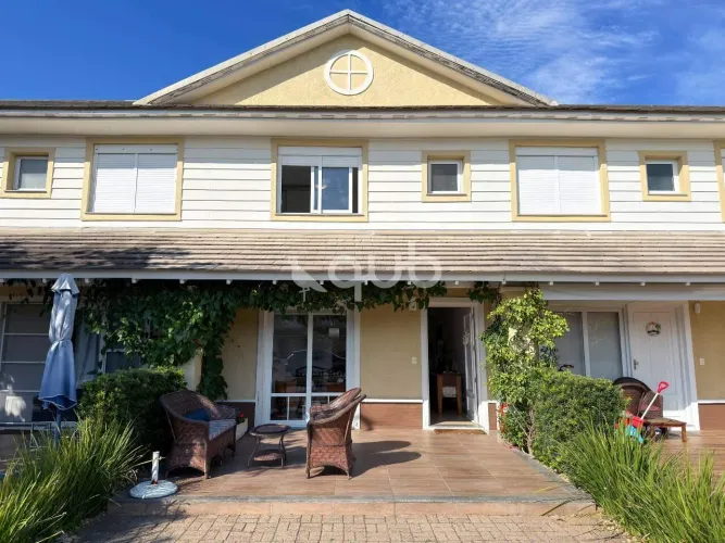 Sobrado à venda, 3 quartos, 1 suíte, 2 vagas, Condomínio Pacific Residence Club - Xangri-L