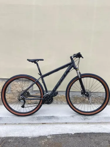 Bicicleta First aro 29 Shimano Alivio