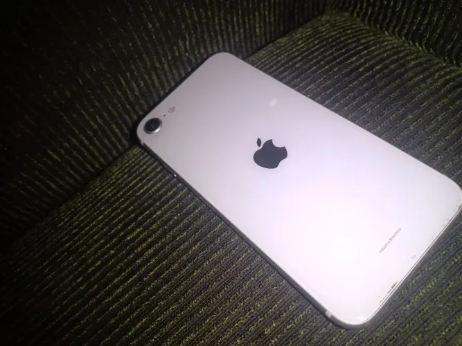 iPhone 8  ótimo estado 