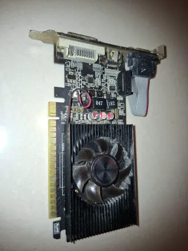 Placa de video GT 730