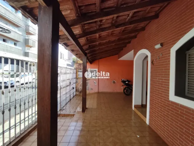 Casa com 3 quartos sendo 1 suíte residencial disponível para locação no bairro Lídice em U