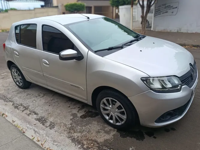 Renault Sandero Authentique Hi-power 1.0 16V 5P 2016