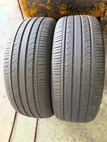 Pneu aro 17"  215/55/17