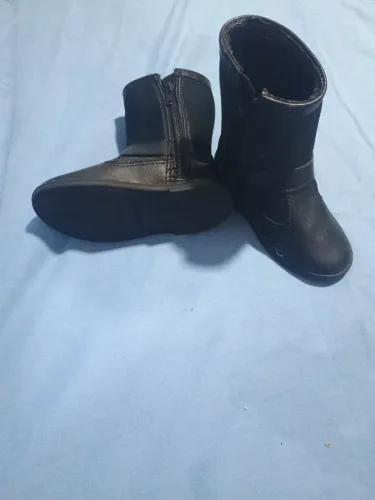 Bota feminina pra criança