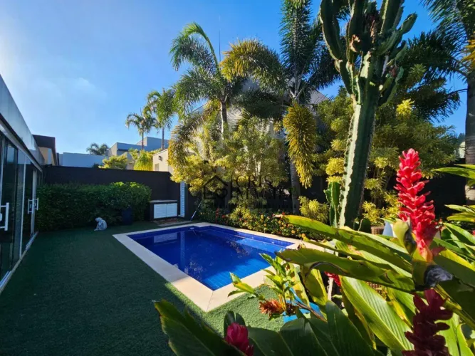 Casa com 5 dormitórios à venda, 294 m² por R$ 2.240.000,00 - Jardim Residencial Dona Lucil