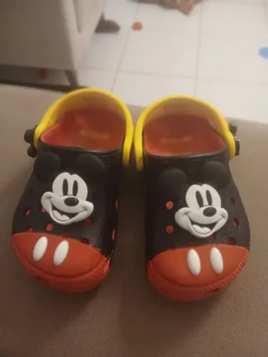 Crocs Original Disney Mickey Infantil - Tam. 25 / C7 ?
