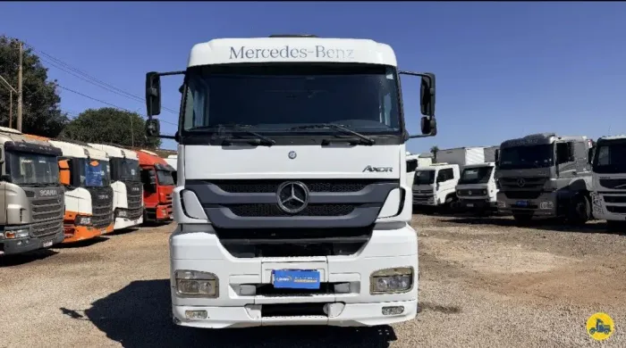 MB AXOR 2544 6X2<br>2015/2016<br>TETO BAIXO<br>AUTOMÁTICO