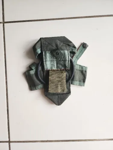 Porta carregadores para cinto militar