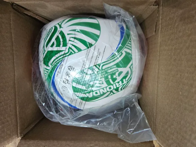 Bola oficial da copa Adidas Trionda Club nova na embalagem sem uso original