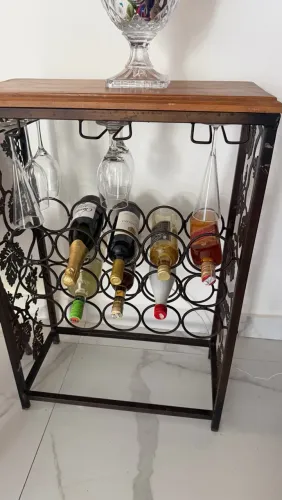 Mini adega madeira/ferro
