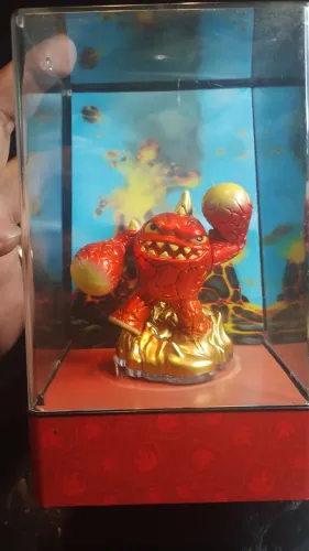 Boneco Skylanders Eons elite eruptor edição colecionador 
