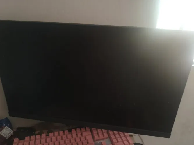 Vendo este monitor Philips Evnia 27" ? 200 Hz urgente