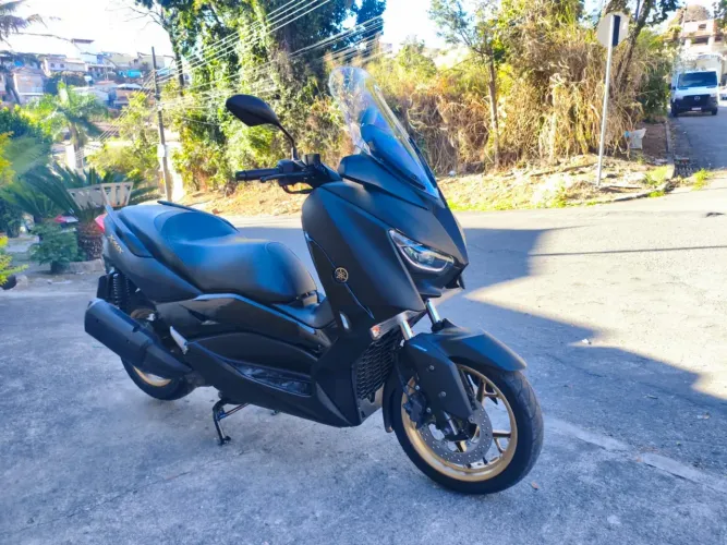 Yamaha XMax 250 scooter