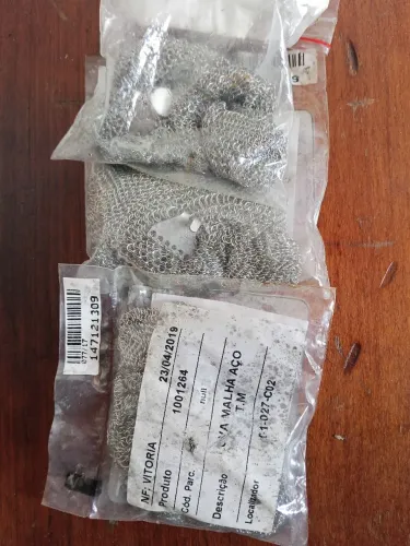 Luva malha de aço uma P e duas M