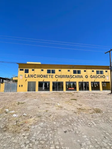 Prédio com 4 hectares de terra 