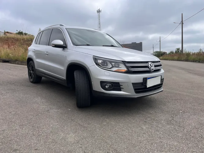 Volkswagen Tiguan 2.0 TSI 16V 200cv Tiptronic 5P 2012