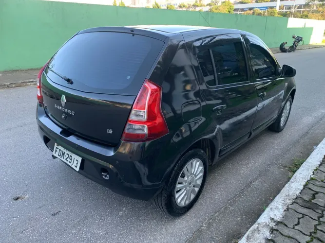 Renault Sandero Privilège Hi-flex 1.6 8V 5P 2013