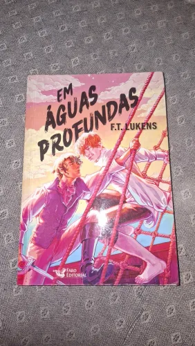 Livro Em águas profundas