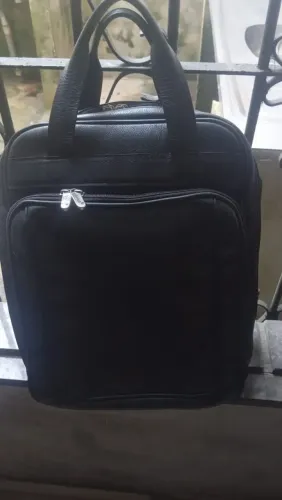 Mochila de couro legítimo