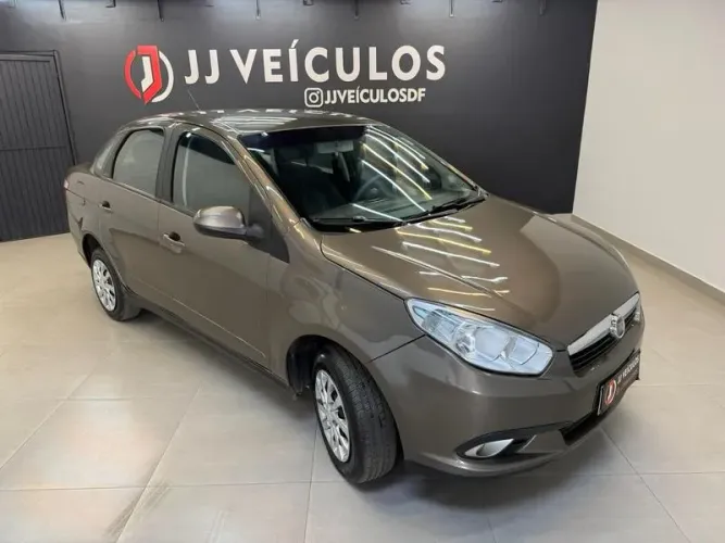 Fiat Siena Attractive 1.4 Fire Flex 8V 4P 2013