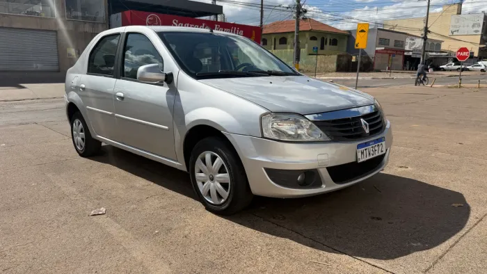 Renault Logan Expres./exp. UP Hi-flex 1.0 16V 4P 2011