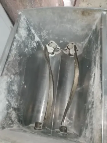 Vende-se uma masseira 25 kg