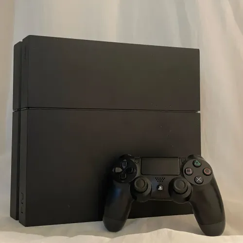 PS4 Desbloqueado + controle