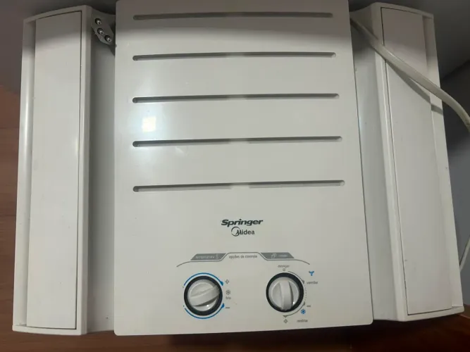 Ar-Condicionado Springer Midea 7.500 BTUs