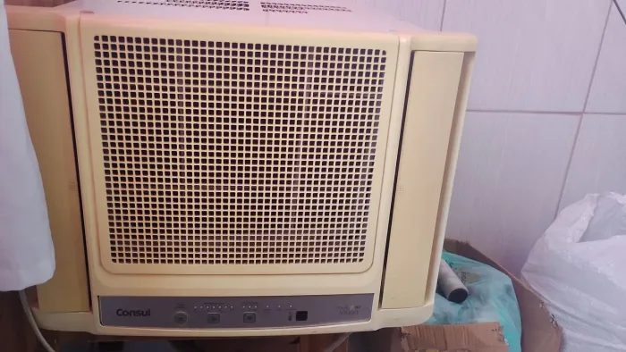 Vende-se ar-condicionado
