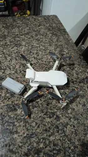 Vende-se drone dji mini-se ultra light 249g