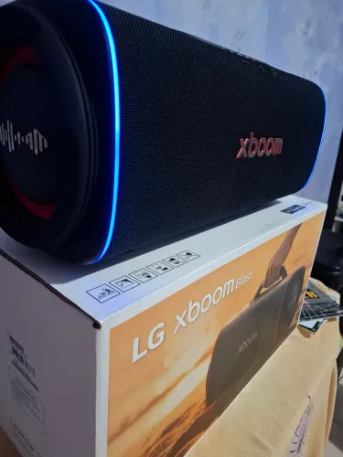Caixa LG Xboom Blast nova na caixa