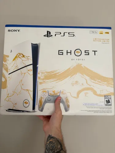 PS5 SLIM GHOST OF YOTEI - NOVO/LACRADO