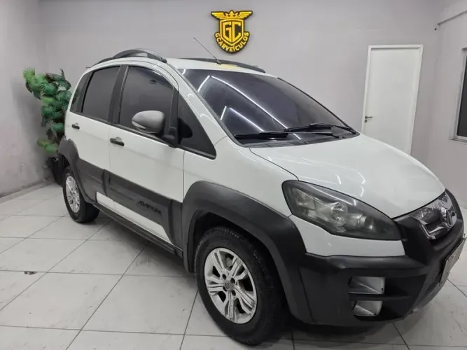 Fiat Idea Adv.ext./adv.ext. Loc. 1.8 Flex 5P 2014