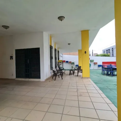 Excelente Casa no Altiplano de 3 Quartos com Terraço e Pisci