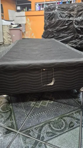 Cama Box com bau com as medidas de 1.88m comprimento x 0.88cm largura