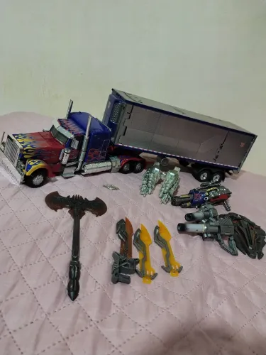 Weijiang Black apple Optimus prime + trailer+ kit upgrade ler descrição