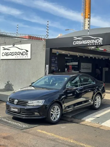 Volkswagen Jetta Comfortline 1.4 TSI 16V 4P Aut. 2016