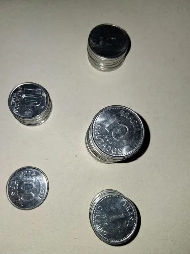 Lote coleção moedas antigas cruzados em excelente estado