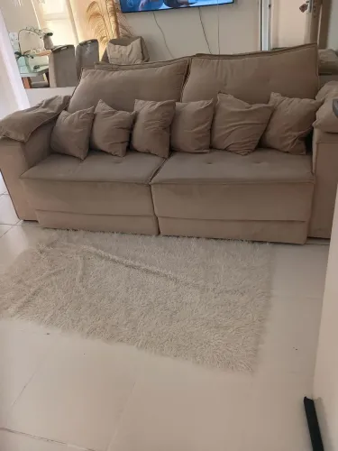 Sofá retrátil, reclinável, em veludo super macio e confortável.2.30m